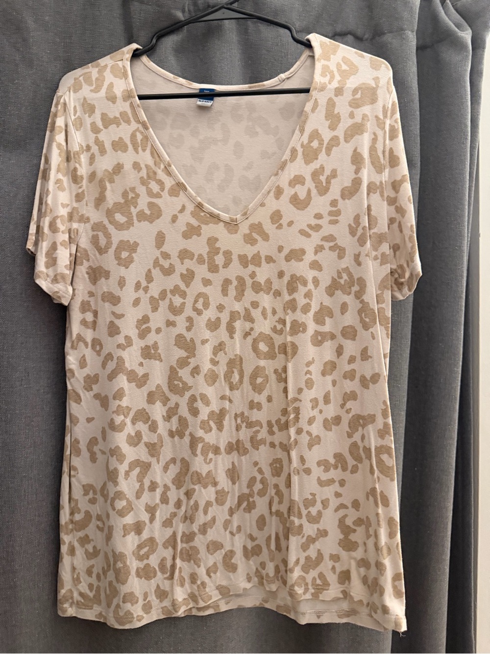 Old Navy Beige and Tan Leopard V-Neck Short Sleeve Top